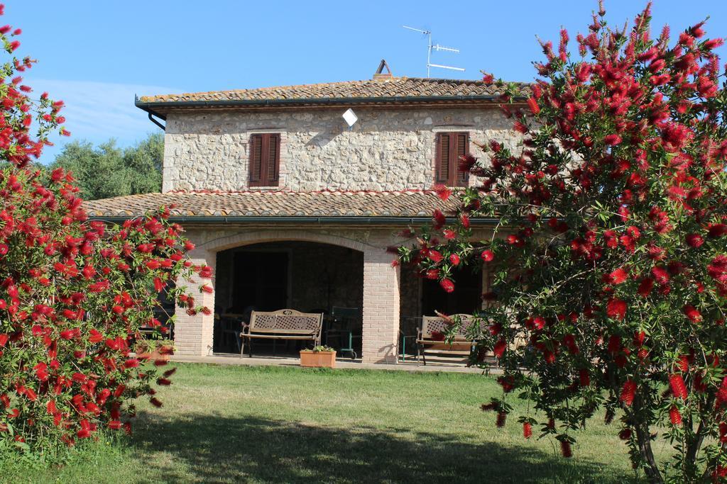 Agriturismo Il Poggiolo مونتيميرانو المظهر الخارجي الصورة