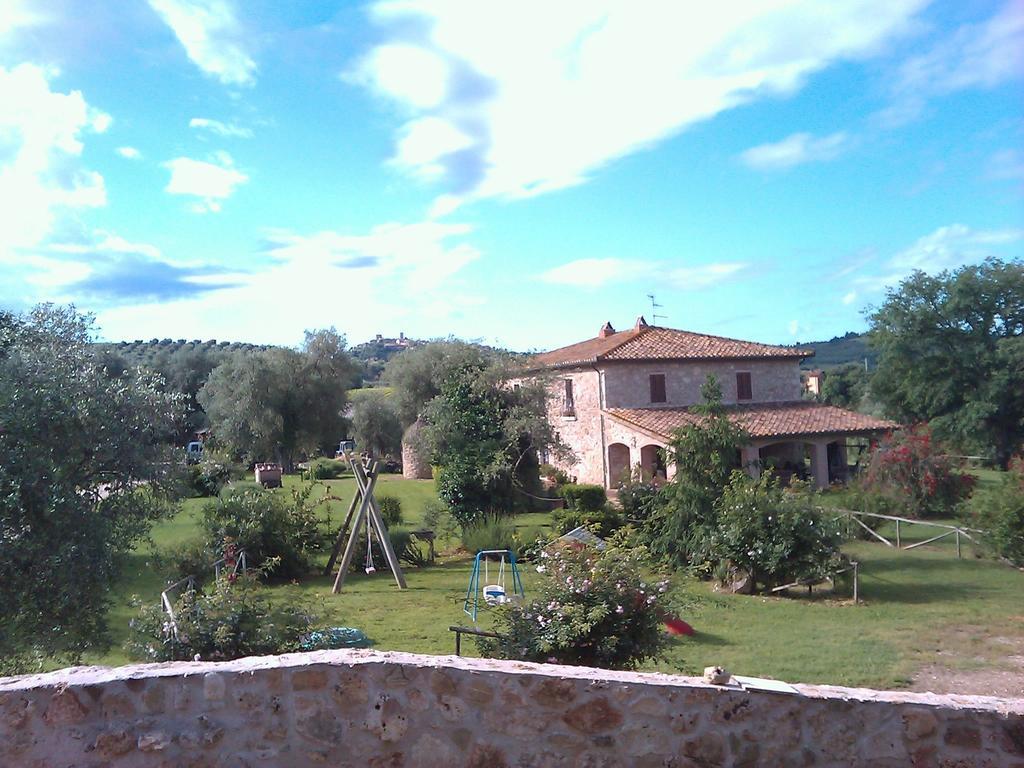 Agriturismo Il Poggiolo مونتيميرانو المظهر الخارجي الصورة